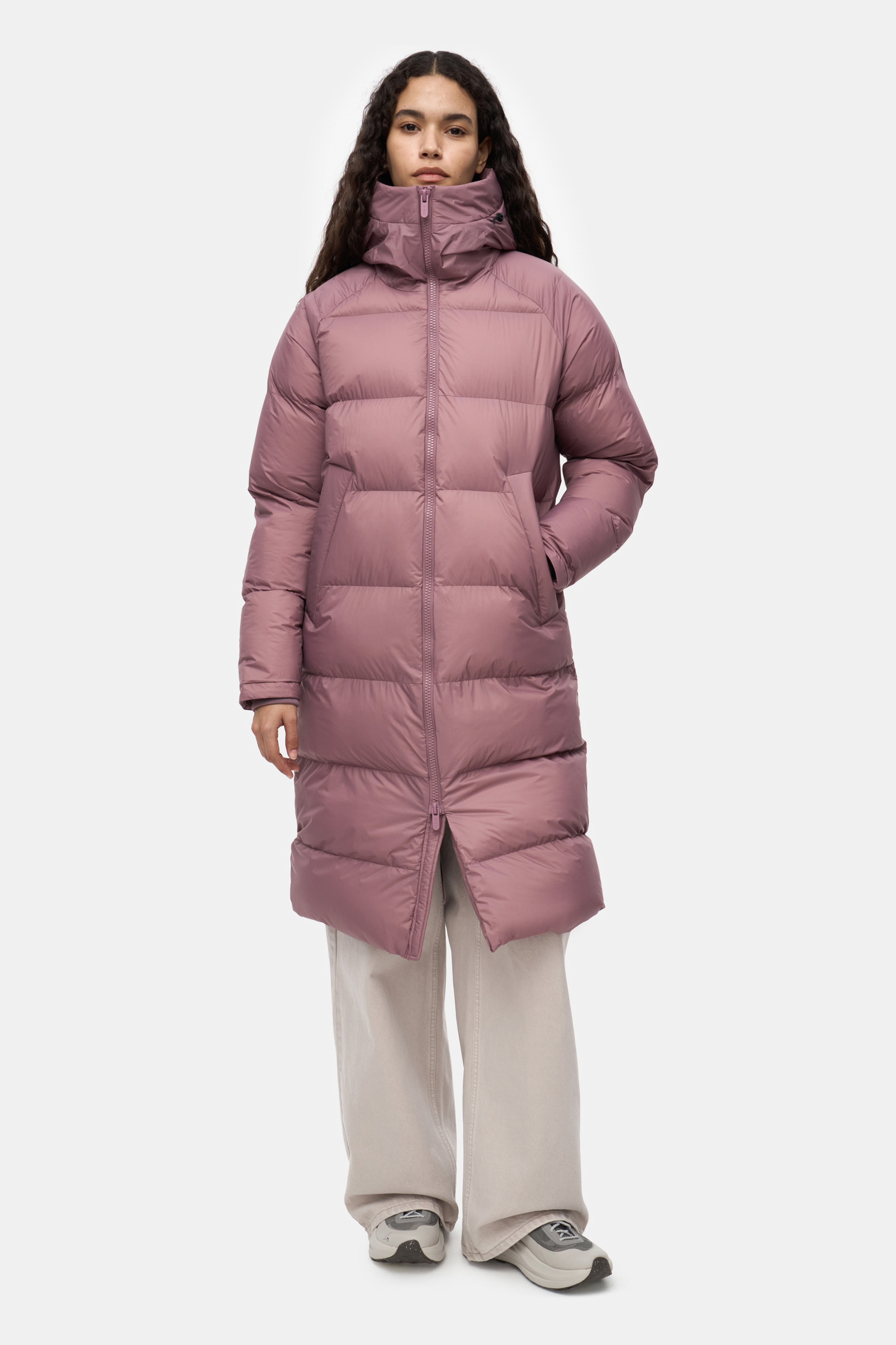 Пуховик тёмно-лиловый