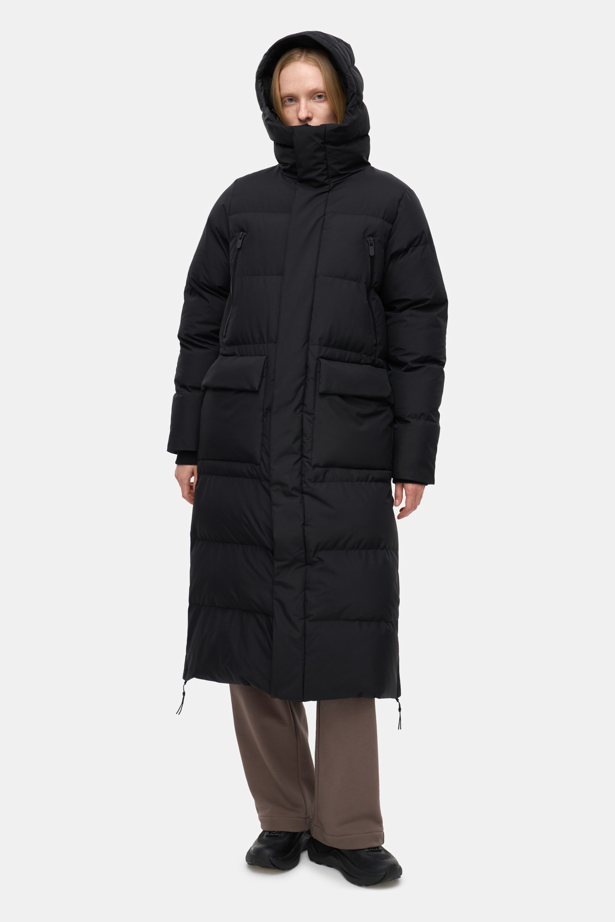 Пуховик на магнитах чёрный