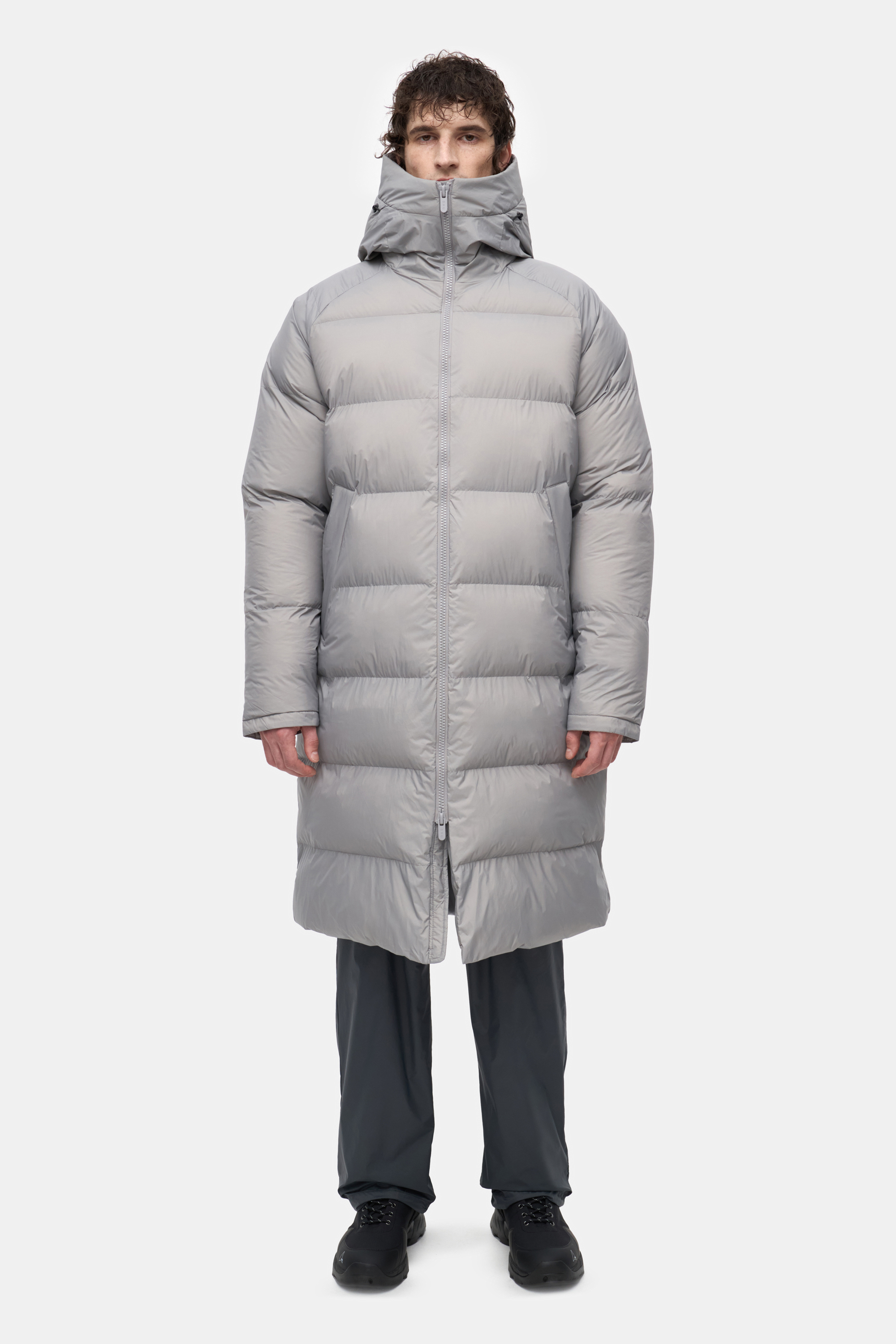 Пуховик серый